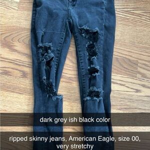American Eagle Ripped Skinny Jeans - Black